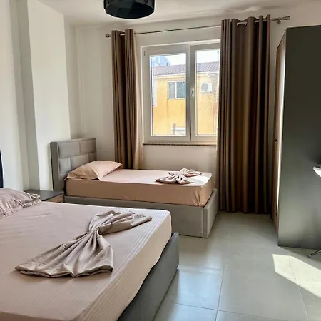 Seaside Family * Golem