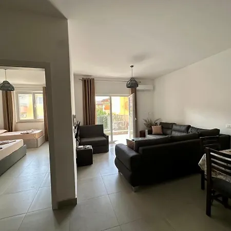 Seaside Family Apartman